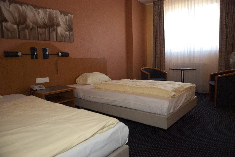 Arcadia Hotel Heidelberg Schwetzingen Dış mekan fotoğraf